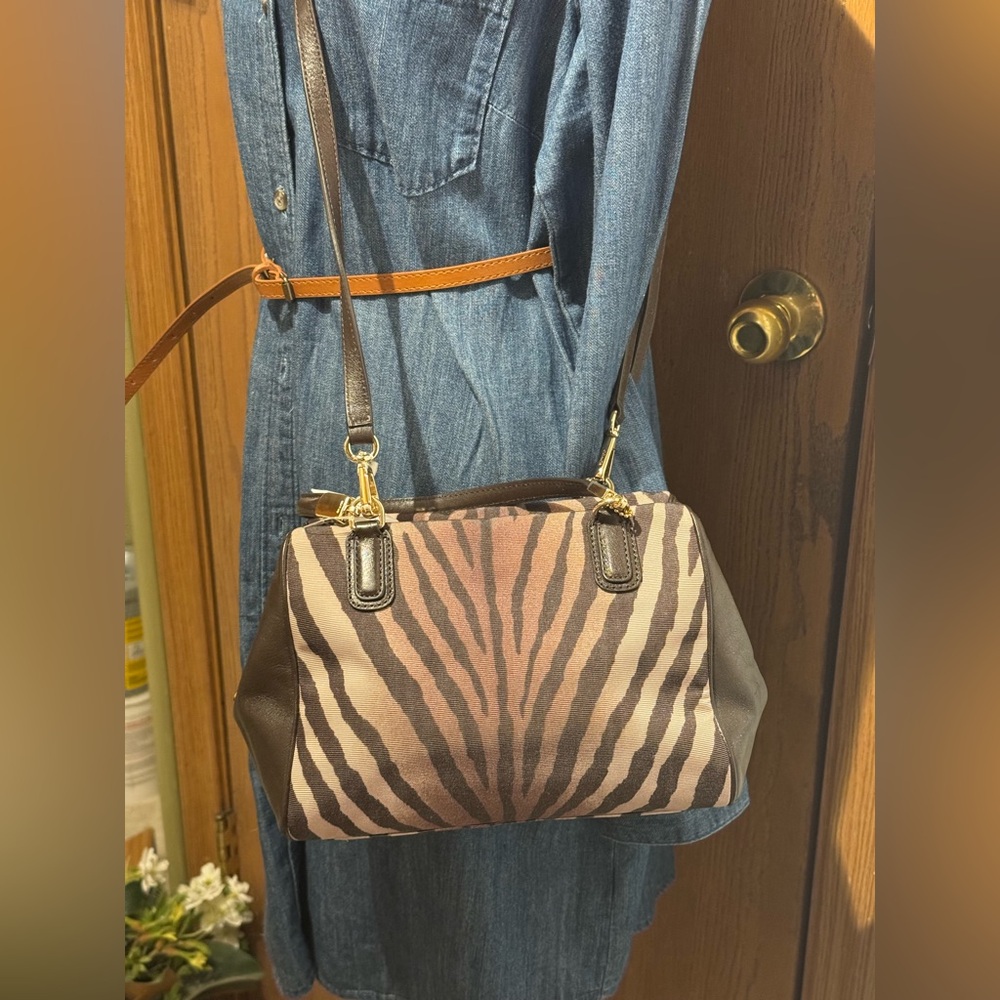 Coach Madison Zebra Print Mini Satchel Bag  Crossbody strap include - Picture 3 of 15
